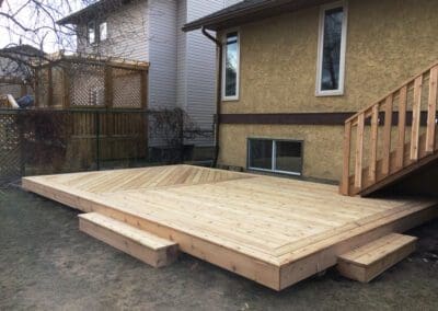 deck builder calgary, cedar deck builder calgary